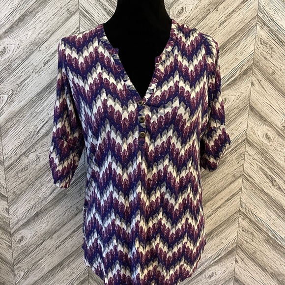 Pixley Tops - PIXLEY Edmond Chevron Print Henley Shirt, size Large